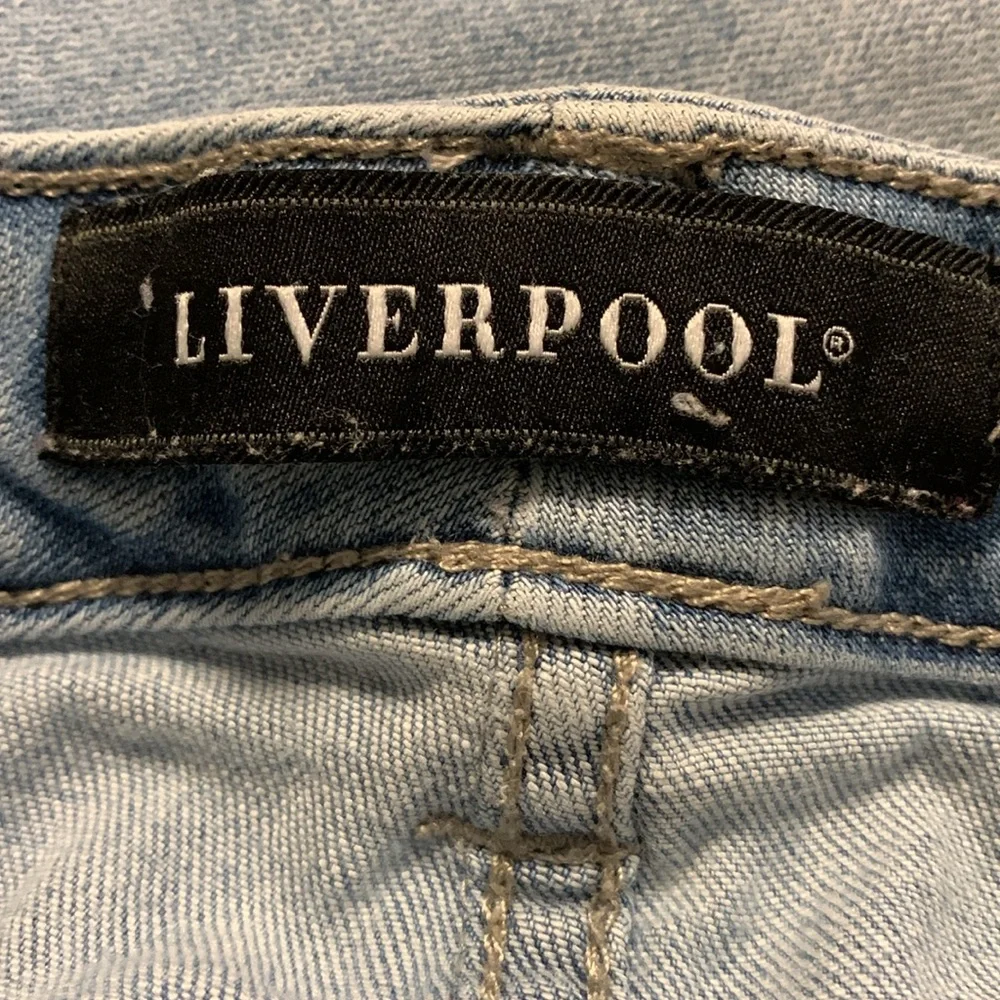 Liverpool Perry Dlim Boyfriend Cropped Jeans - Picture 4 of 8